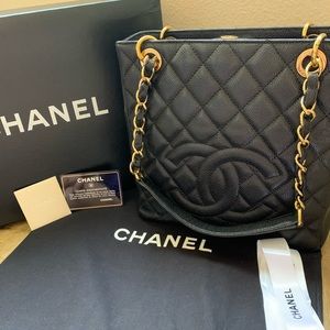 ❌SOLD❌ EUC CHANEL PST